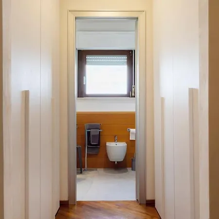 Exclusive Penthouse With 60 M2 Panoramic Terrace Appartamento *